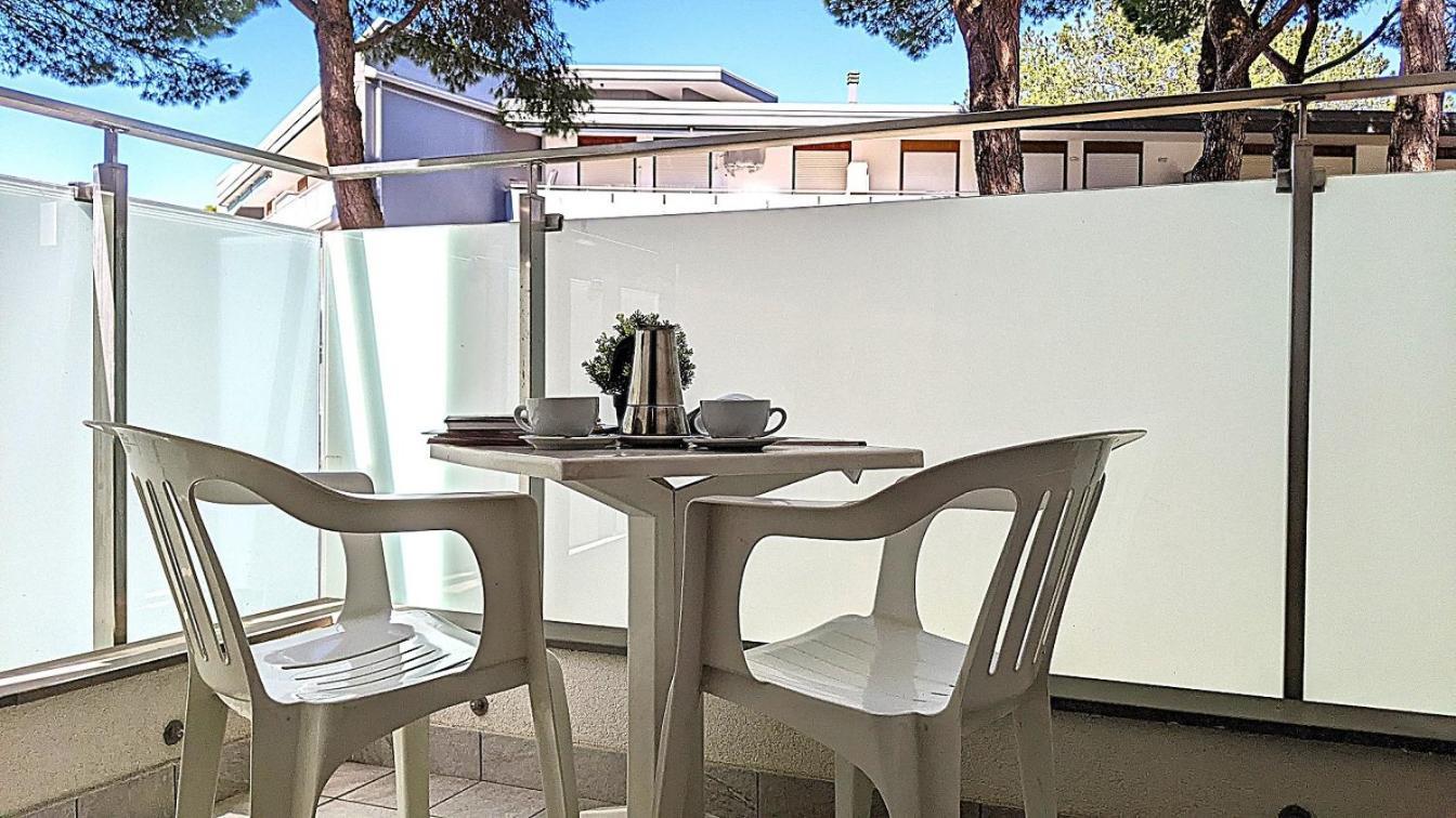 Apartament Residenza Rubin Lignano Sabbiadoro Zewnętrze zdjęcie